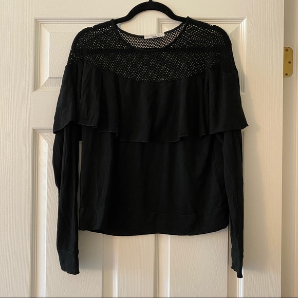 Cute and cozy black crewneck - Picture 1 of 4